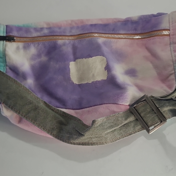 Gallery Dept Pastel Tie-Dye Crossbody Bag - Picture 8 of 9